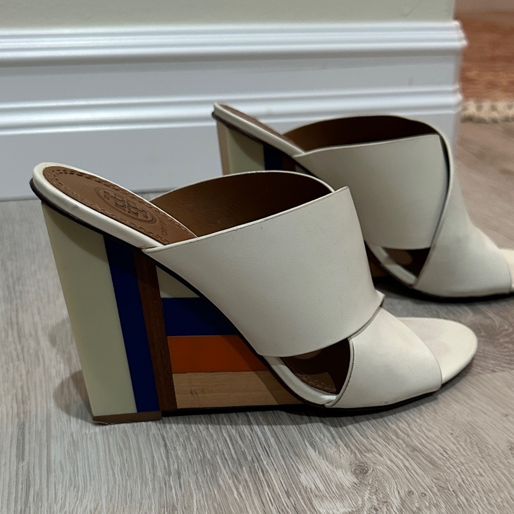 Tory Burch White and Multicolor Wedges